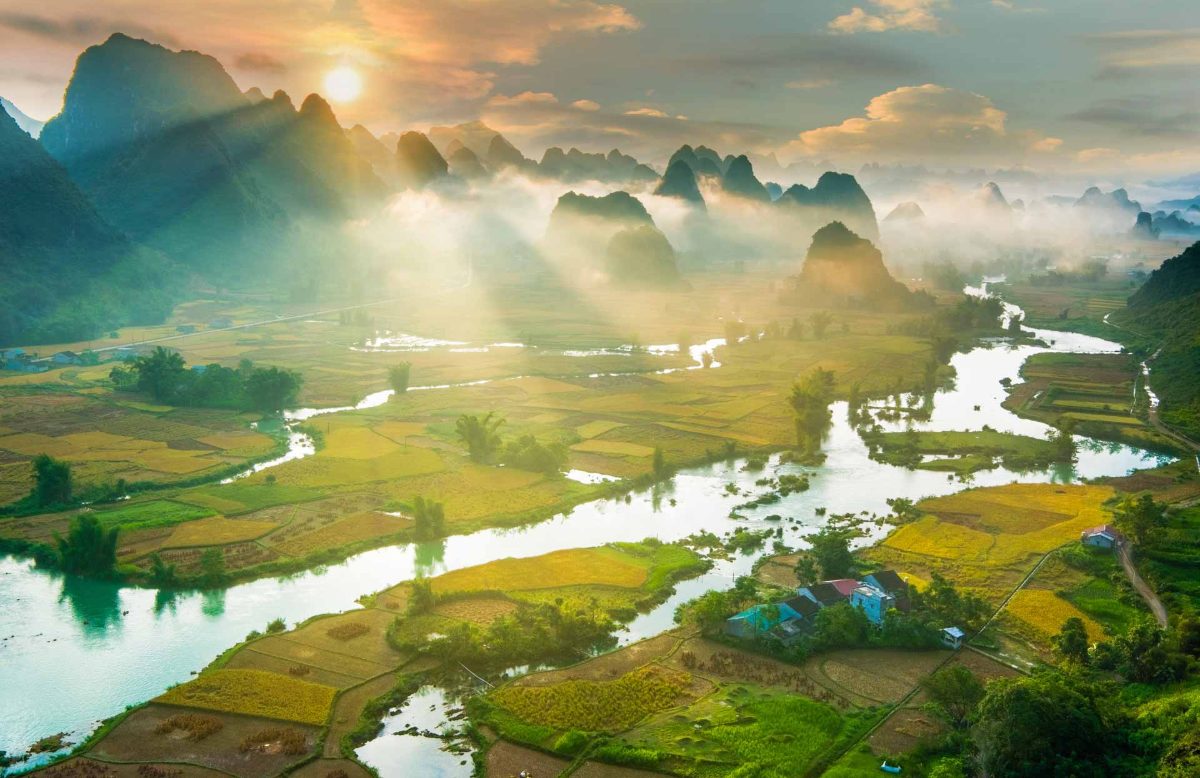 Hard Trek Cao Bang 15 days