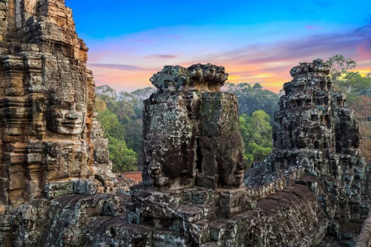 What to prepare for a luxury summer vacation to Vietnam and Cambodia?