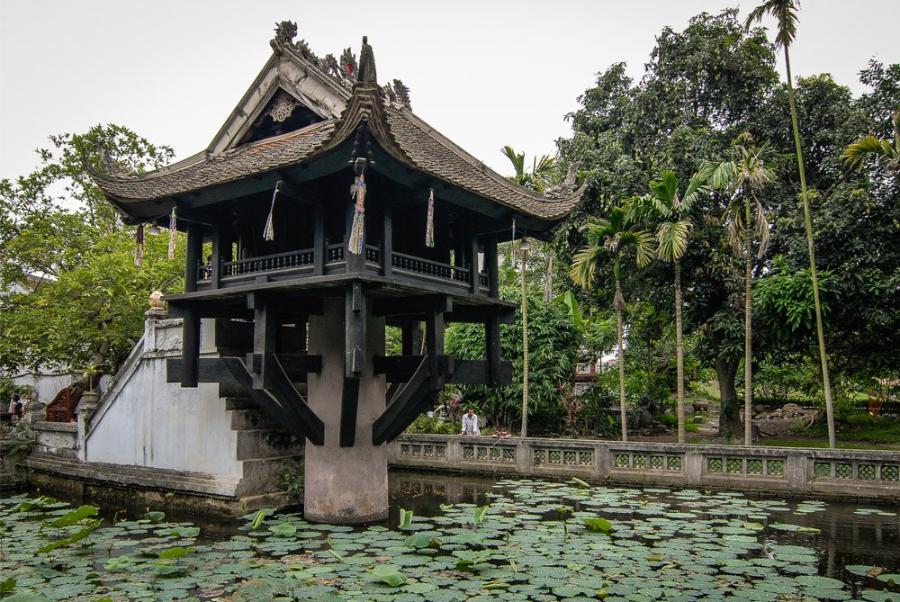 What Makes the One Pillar Pagoda Special? Discover it!