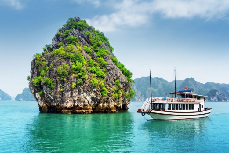 Top 10 things to do during Vietnam and Cambodia summer vacation