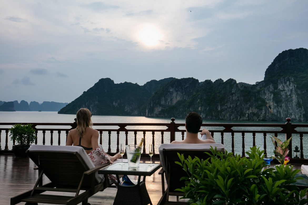 Visit Halong Bay: Your Ultimate Guide to a Perfect Trip